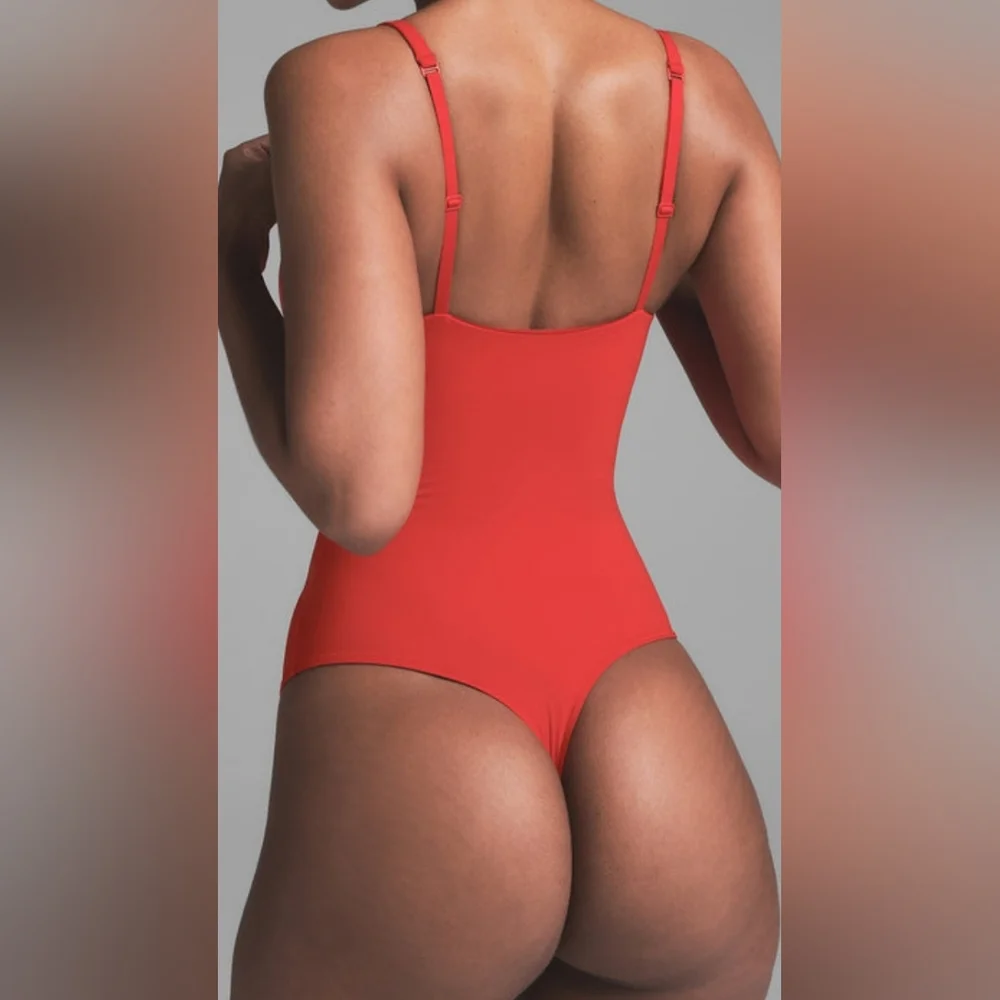 💕NWT SKIMS Fits Everybody Push Up Bodysuit Lace Red Cayenne L - Picture 4 of 10